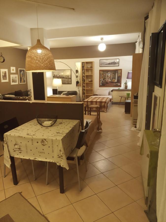Spacious Cosy Apt Салоніки Екстер'єр фото